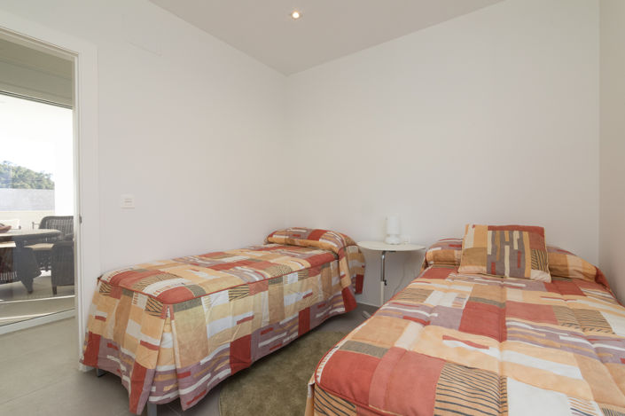 Image No.10-3 Bed Villa for sale