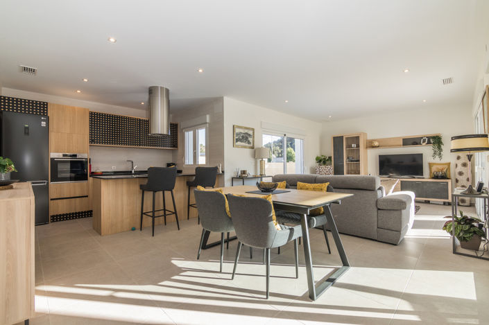 Image No.18-3 Bed Villa for sale