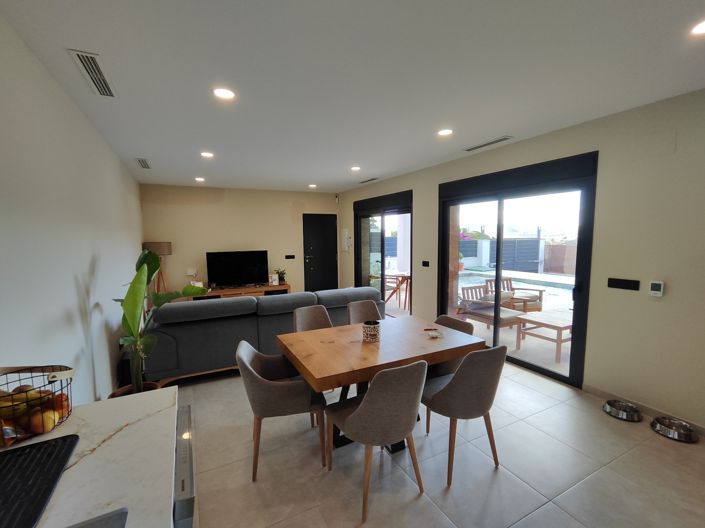 Image No.22-3 Bed Villa for sale