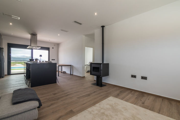 Image No.37-3 Bed Villa for sale