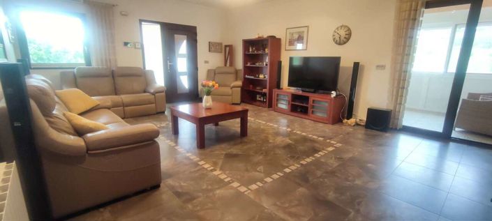 Image No.49-3 Bed Villa for sale