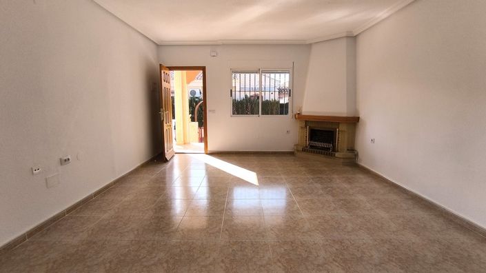 Image No.4-3 Bed Villa for sale