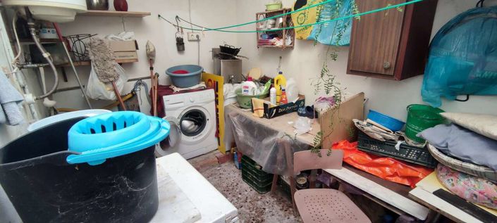 Image No.17-5 Bed Townhouse for sale