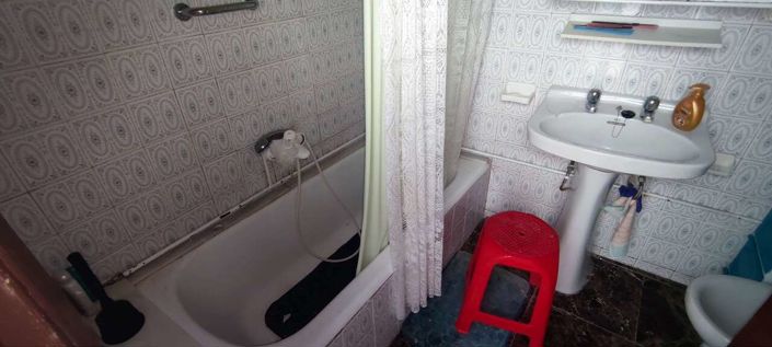 Image No.18-5 Bed Townhouse for sale