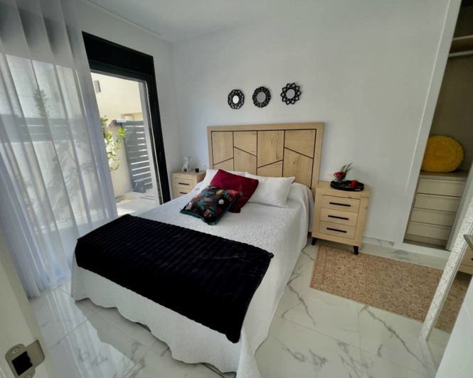 Image No.10-3 Bed Villa for sale