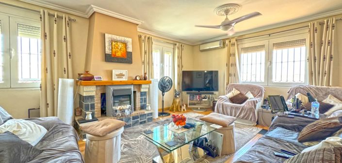 Image No.38-6 Bed Villa for sale