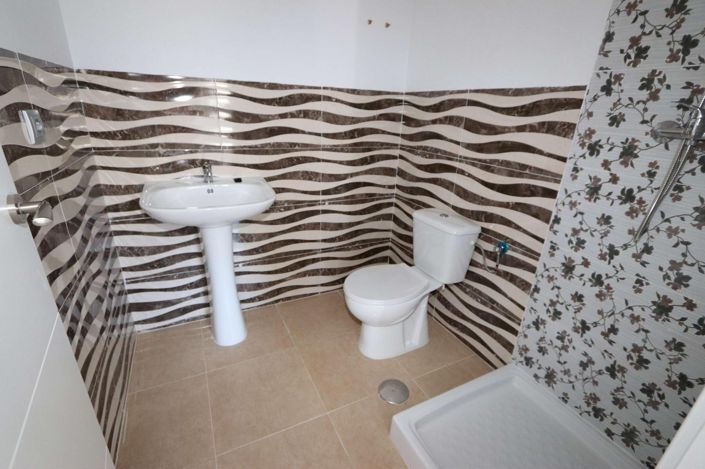 Image No.24-Commercial de 11 chambres à vendre à Alicante