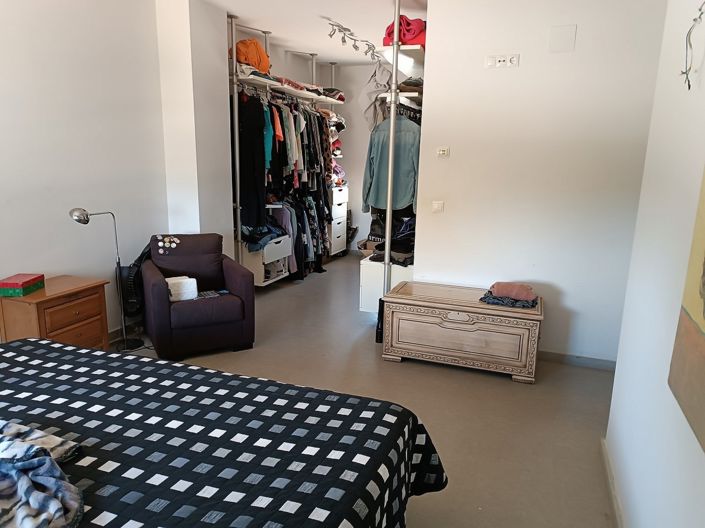 Image No.10-4 Bed Villa for sale