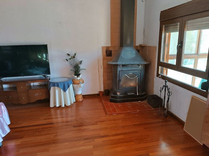 Image No.22-7 Bed Property for sale