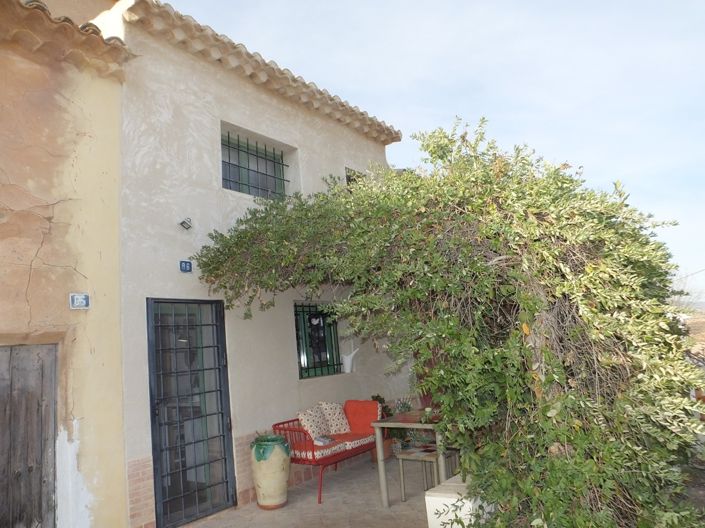 Image No.1-Maison de campagne de 3 chambres à vendre à Pinoso