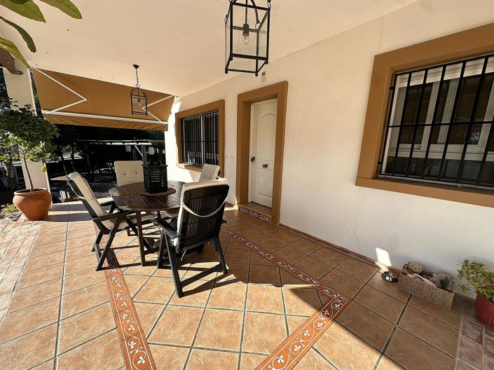 Image No.10-3 Bed Villa for sale