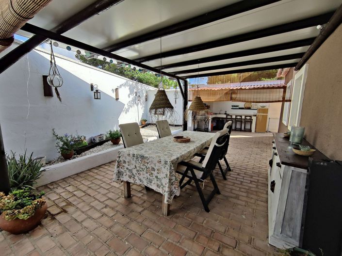 Image No.15-3 Bed Villa for sale