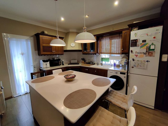 Image No.37-3 Bed Villa for sale