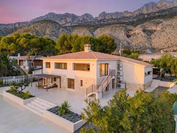 28745-villa-for-sale-in-altea-2-large
