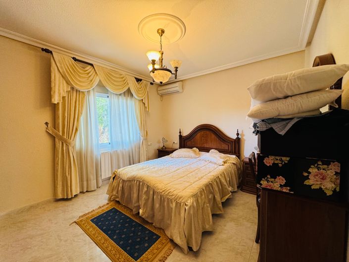 Image No.25-Villa de 5 chambres à vendre à Ciudad Quesada