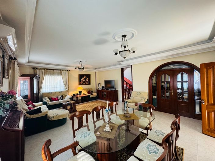 Image No.5-Villa de 5 chambres à vendre à Ciudad Quesada