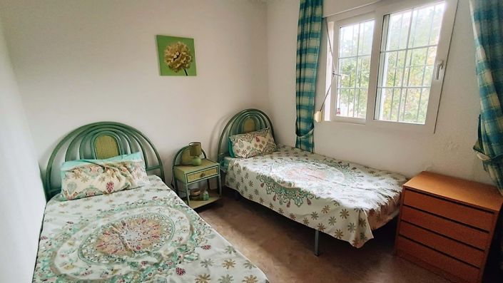 Image No.11-3 Bed Property for sale