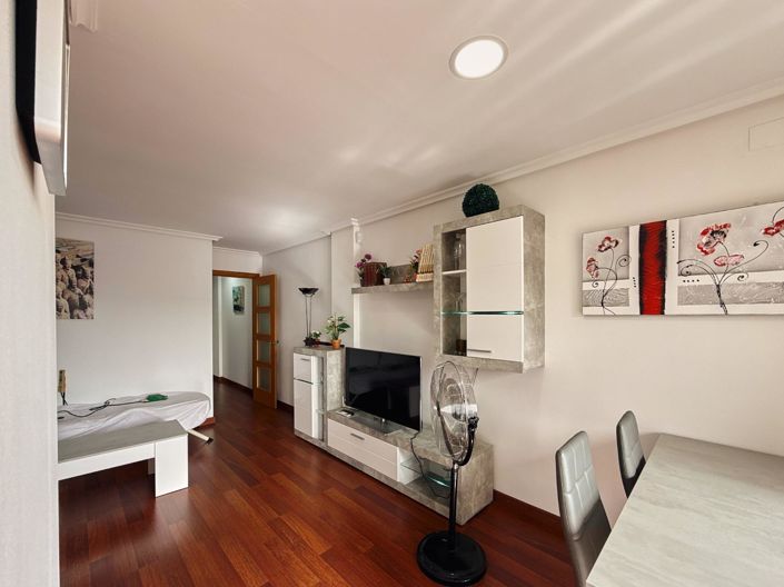 Image No.1-2 Bed Apartment for sale