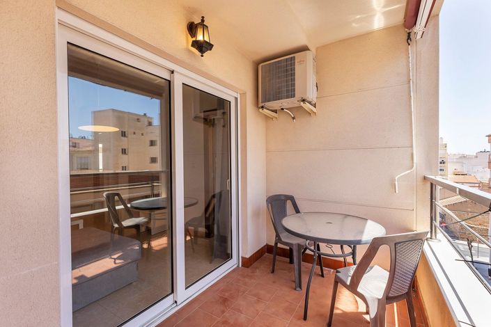 Image No.1-3 Bed Apartment for sale