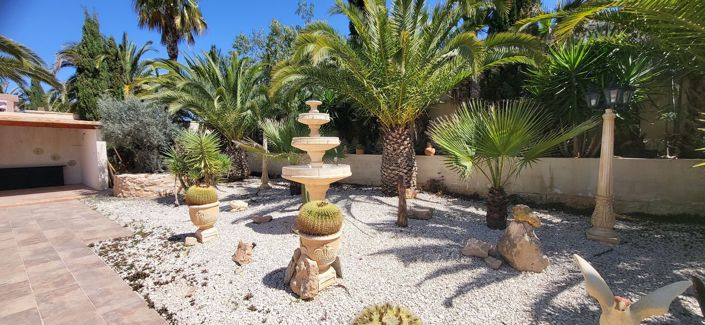 Image No.10-3 Bed Villa for sale