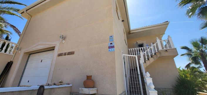 Image No.17-3 Bed Villa for sale