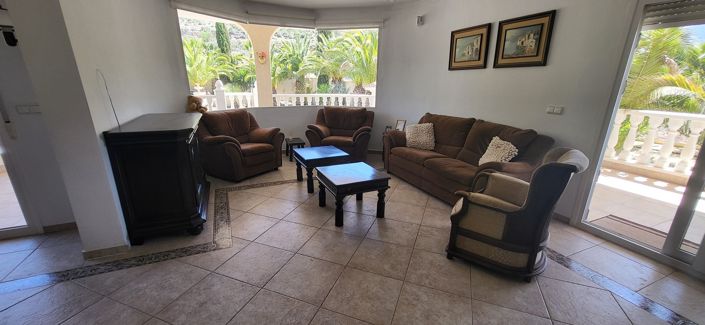 Image No.35-3 Bed Villa for sale