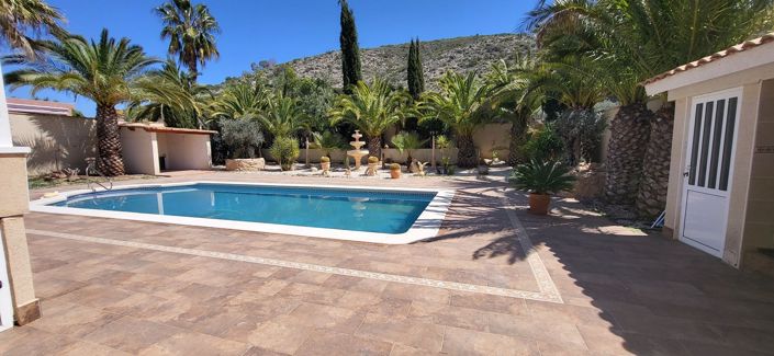 Image No.6-3 Bed Villa for sale