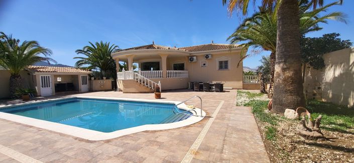 Image No.7-3 Bed Villa for sale