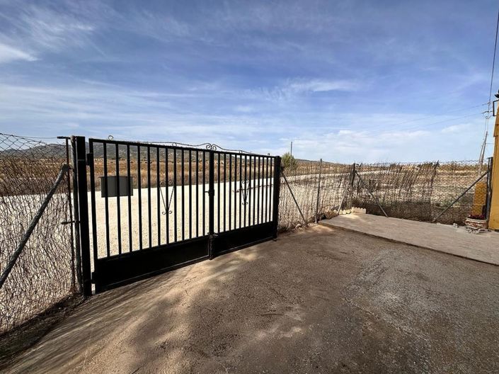 Image No.41-Commercial de 3 chambres à vendre à Pinoso