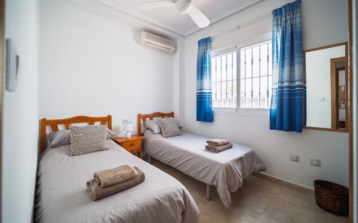 Image No.12-3 Bed Villa for sale