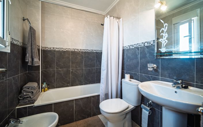 Image No.14-3 Bed Villa for sale