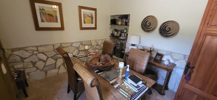 Image No.9-6 Bed Country House for sale