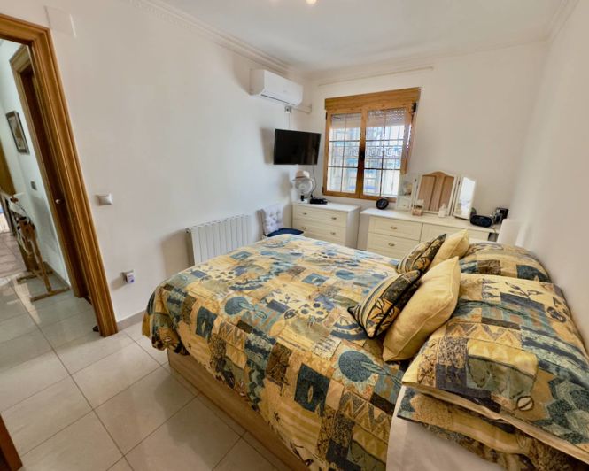 Image No.15-3 Bed Villa for sale