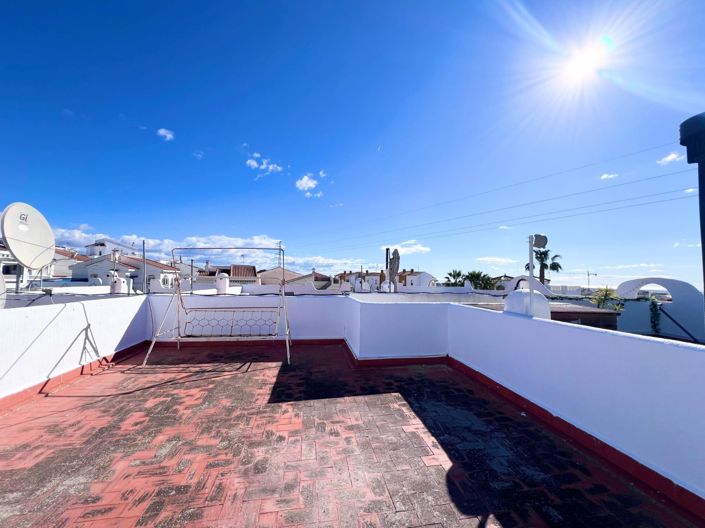 Image No.18-2 Bed Bungalow for sale