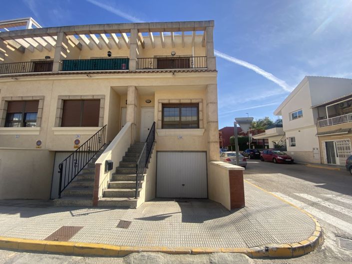 Image No.2-3 Bed Townhouse for sale