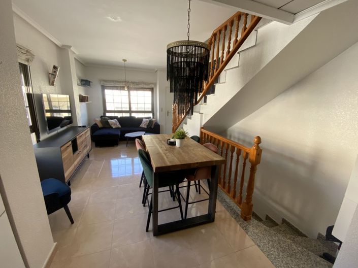 Image No.6-3 Bed Townhouse for sale