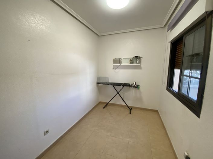 Image No.9-3 Bed Townhouse for sale