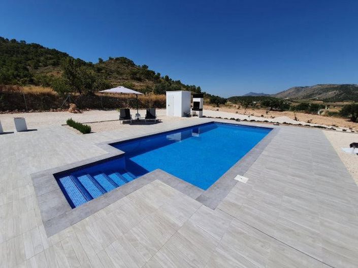 Image No.5-3 Bed Villa for sale