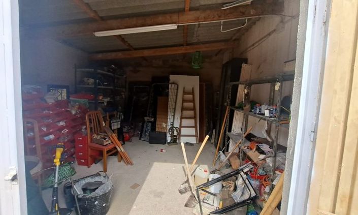 Image No.18-3 Bed Country House for sale