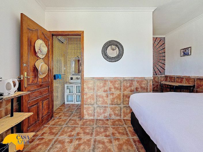 Image No.23-6 Bed Finca for sale