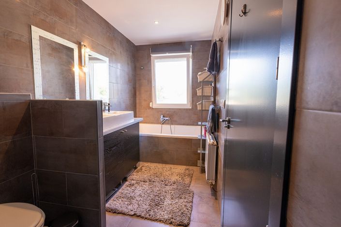 Image No.18-5 Bed Villa for sale