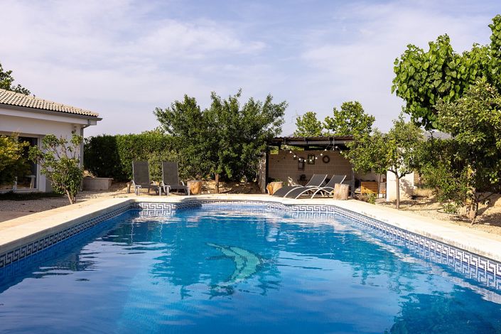 Image No.29-5 Bed Villa for sale