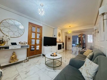 town-house-for-sale-in-los-altos-es102-176609