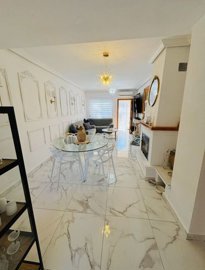 town-house-for-sale-in-los-altos-es102-176609