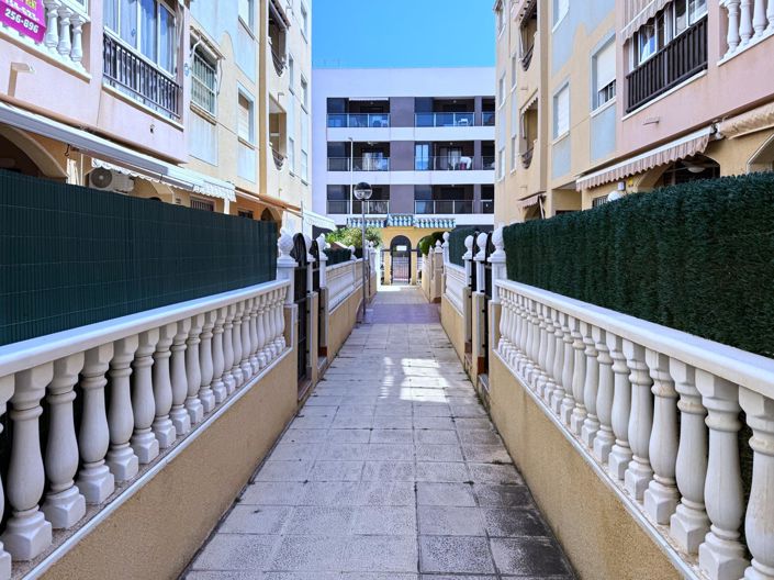 Image No.18-2 Bed Bungalow for sale