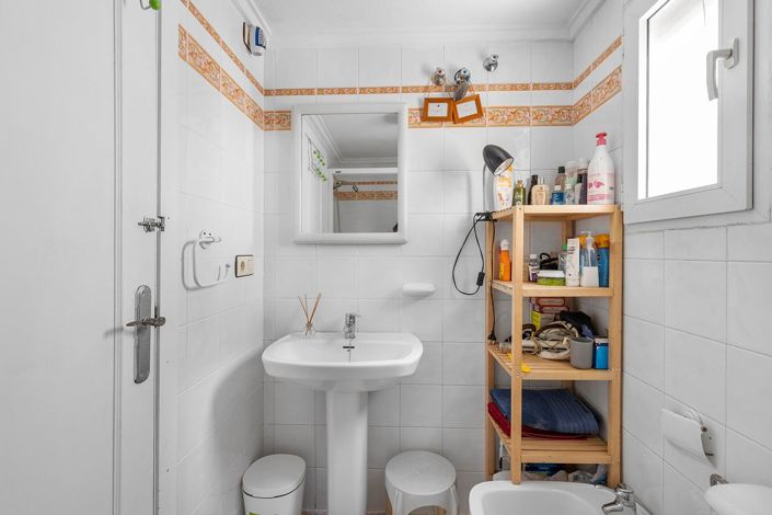 Image No.19-2 Bed Bungalow for sale