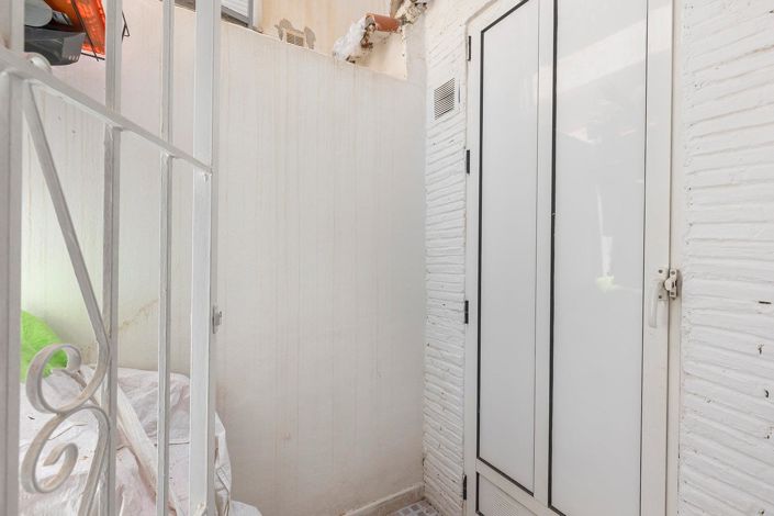 Image No.21-2 Bed Bungalow for sale