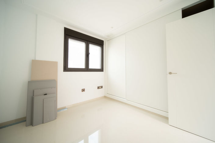 Image No.14-3 Bed Villa for sale