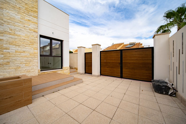 Image No.42-3 Bed Villa for sale