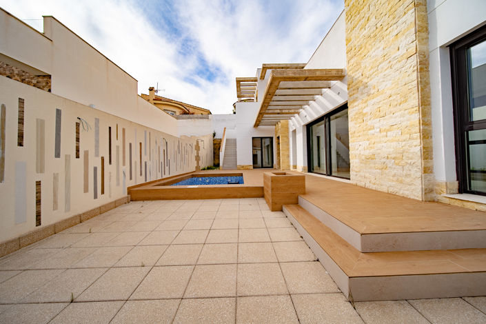 Image No.46-3 Bed Villa for sale